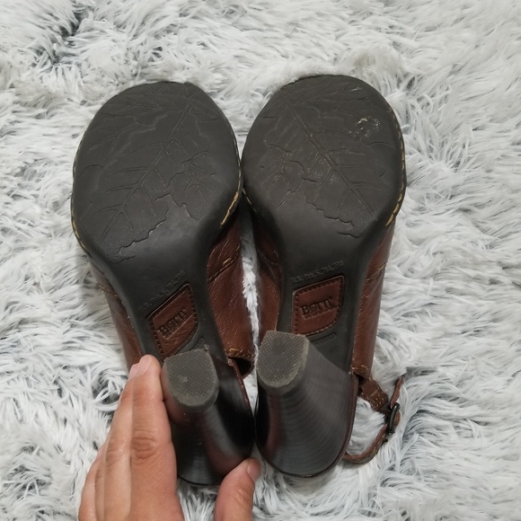 Born heels brown round toe slingback size 8 - Picture 4 of 8